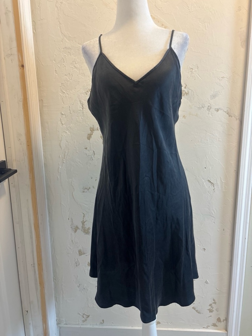 100% Silk Black Slip Mini Dress with Spaghetti Straps SZ large